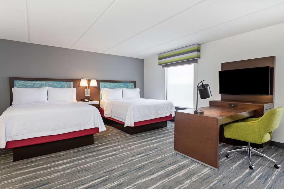 Hampton Inn Towson Downtown Exteriör bild