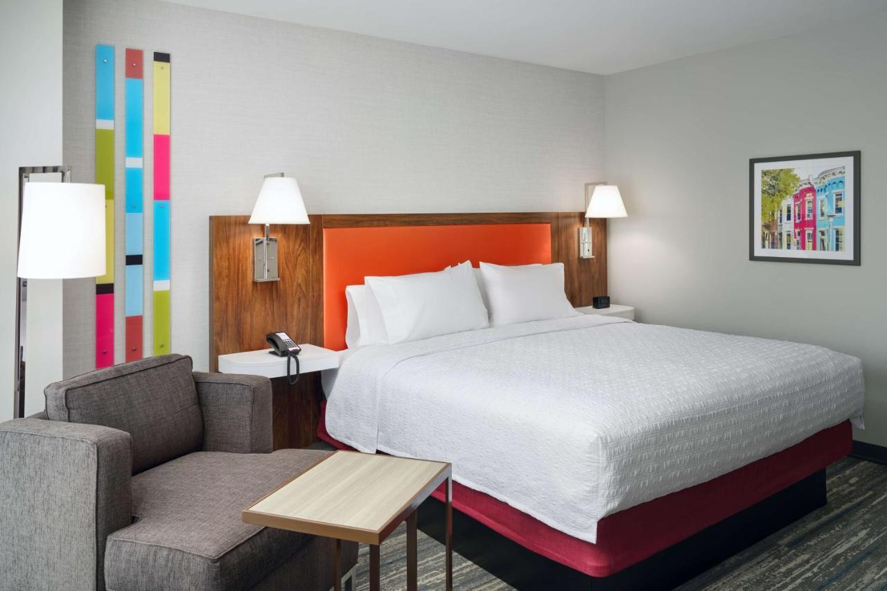 Hampton Inn Towson Downtown Exteriör bild